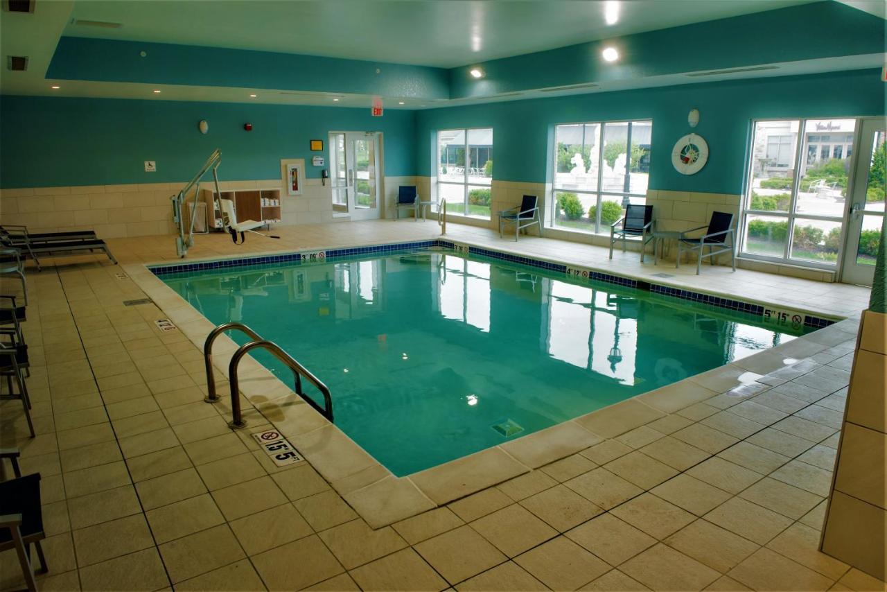 Holiday Inn Express & Suites Dayton North - Vandalia By Ihg Bagian luar foto
