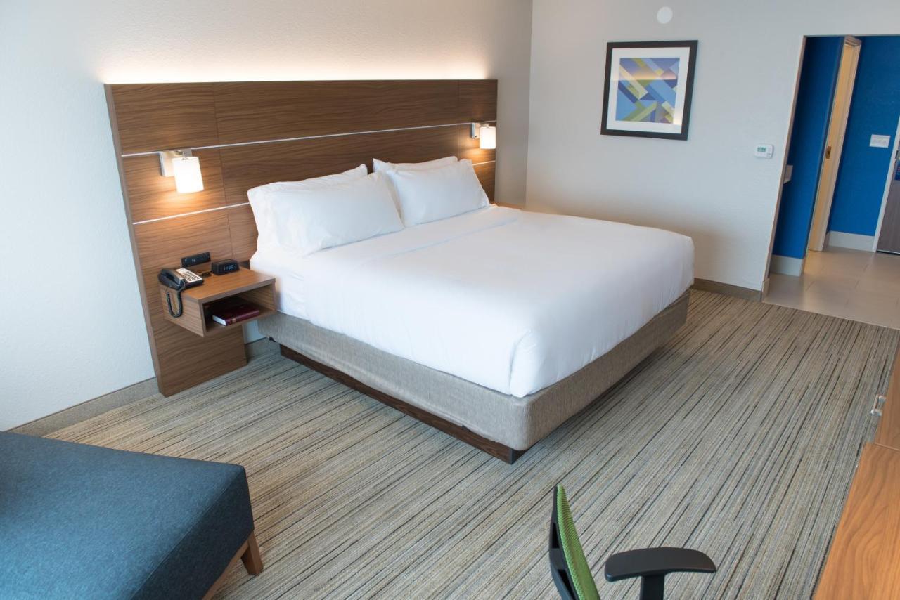 Holiday Inn Express & Suites Dayton North - Vandalia By Ihg Bagian luar foto