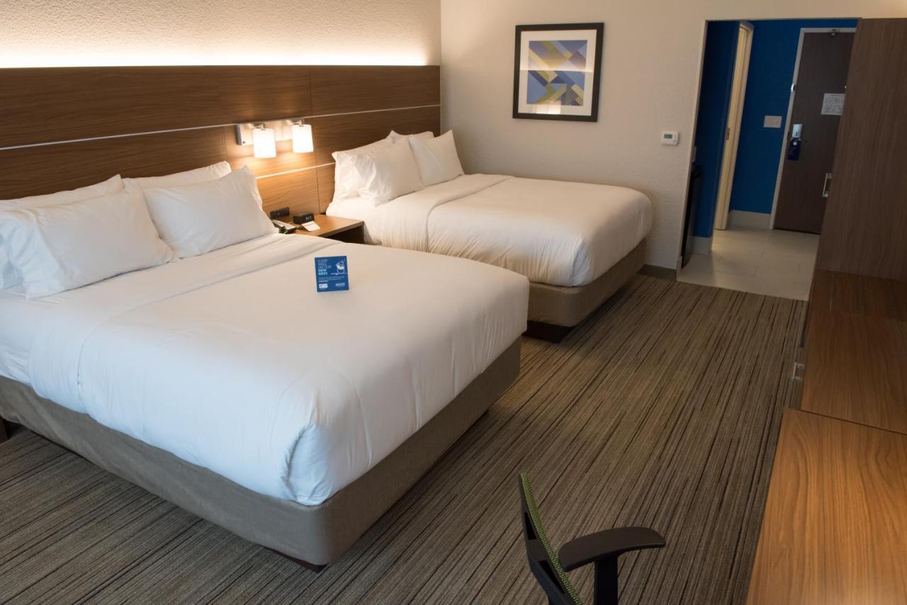 Holiday Inn Express & Suites Dayton North - Vandalia By Ihg Bagian luar foto